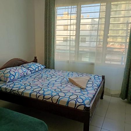 Mombasa , Kenya Studio Apartment Buitenkant foto